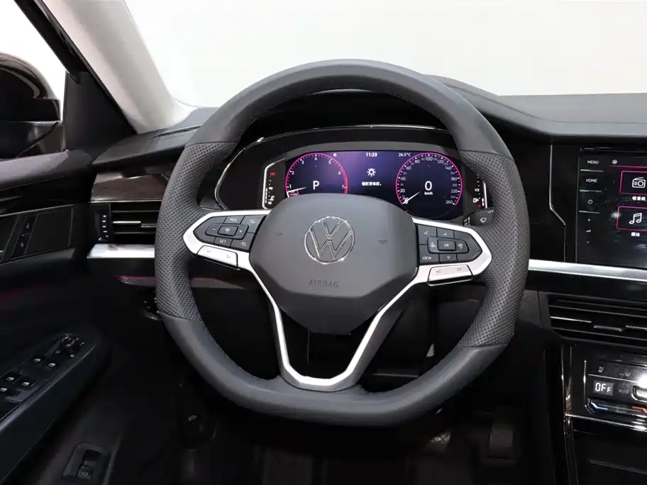 Volkswagen Passat 2025 Outstanding 380TSI Starlight Dragon Glory Edition фото 13