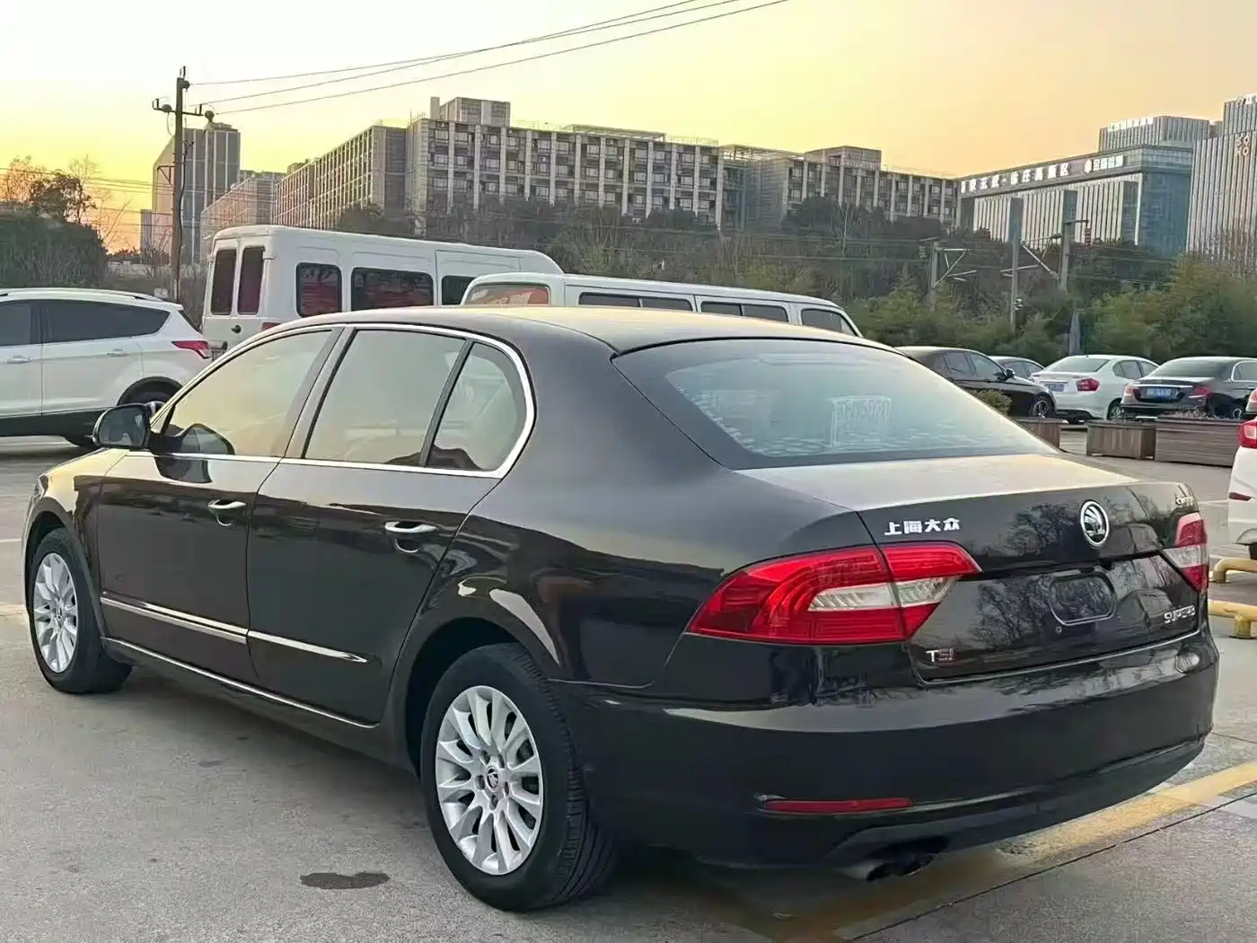 Škoda Superb 2014 2013 1.8TSI Automatic Elite Edition