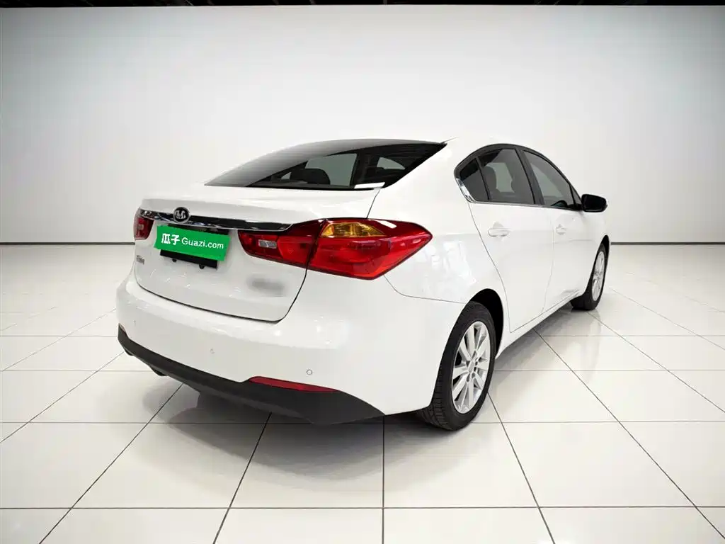 Kia K3 2015 1.6L Automatic GLS фото 5