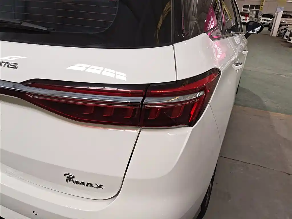 BYD Song MAX 2021 Upgrade 1.5T Automatic Premium Edition 6-Seater фото 8