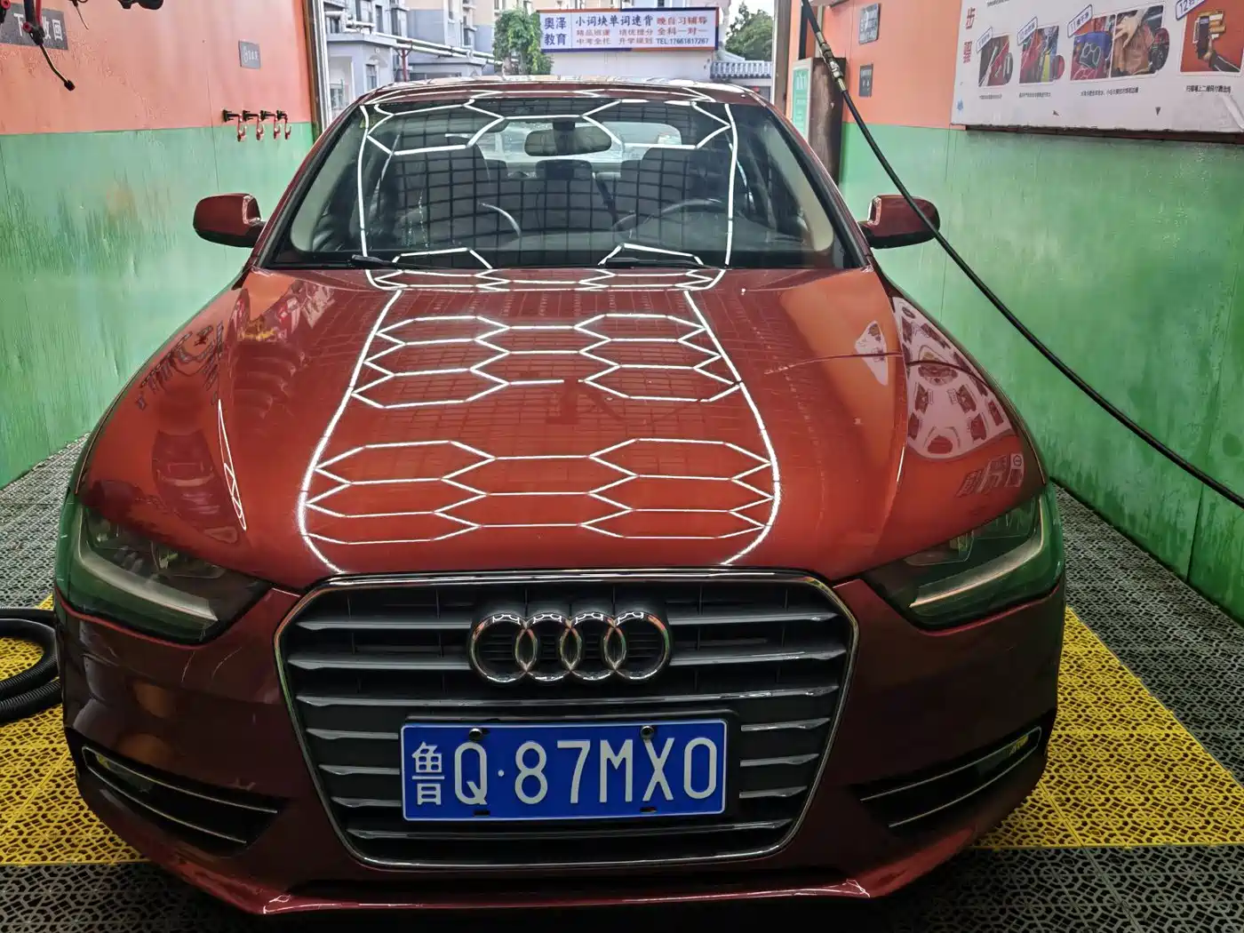 Фото 2 - Audi A4L