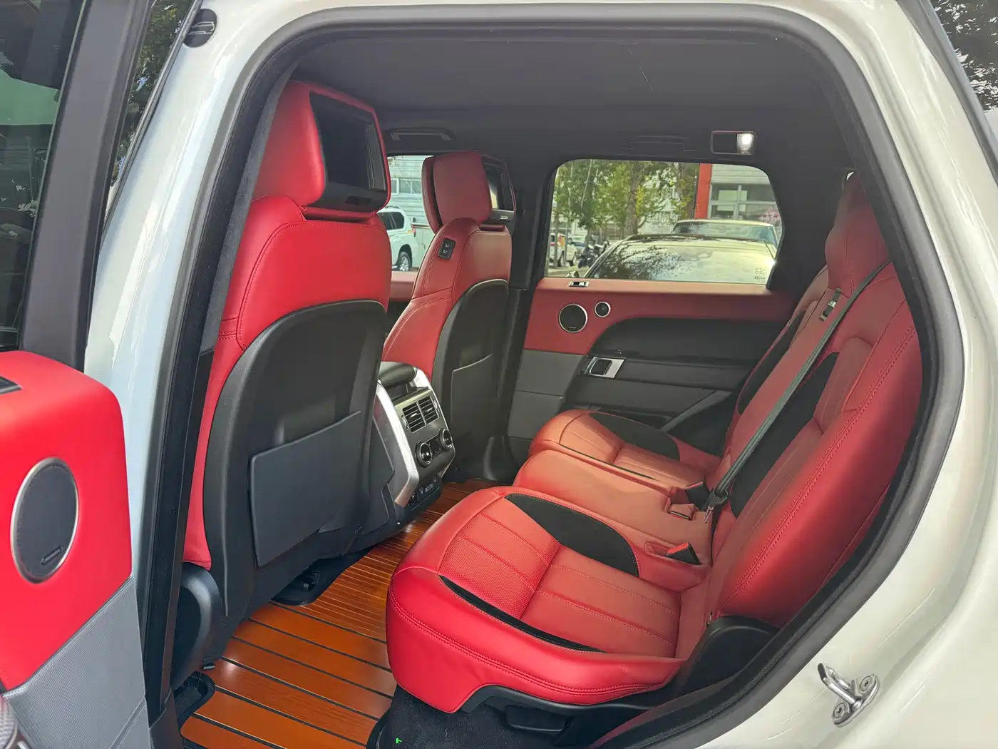 Land Rover Range Rover Sport 2020 3.0 L6 HSE DYNAMIC фото 6