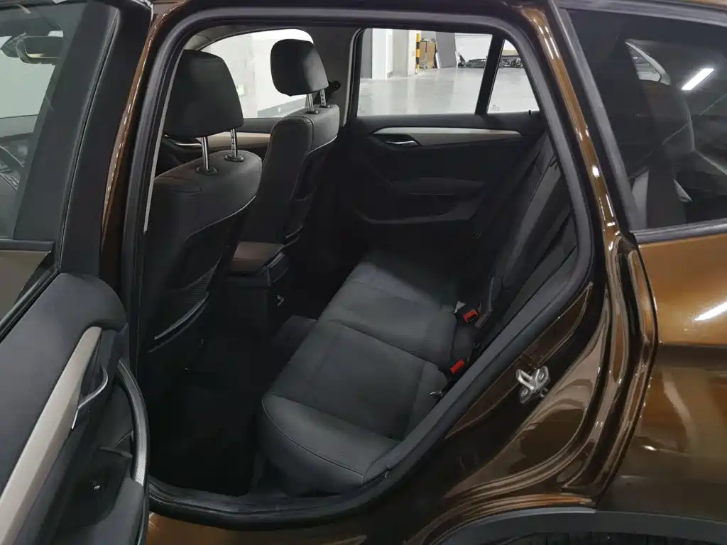 BMW X1 (Import) 2013 2012 sDrive18i Luxury