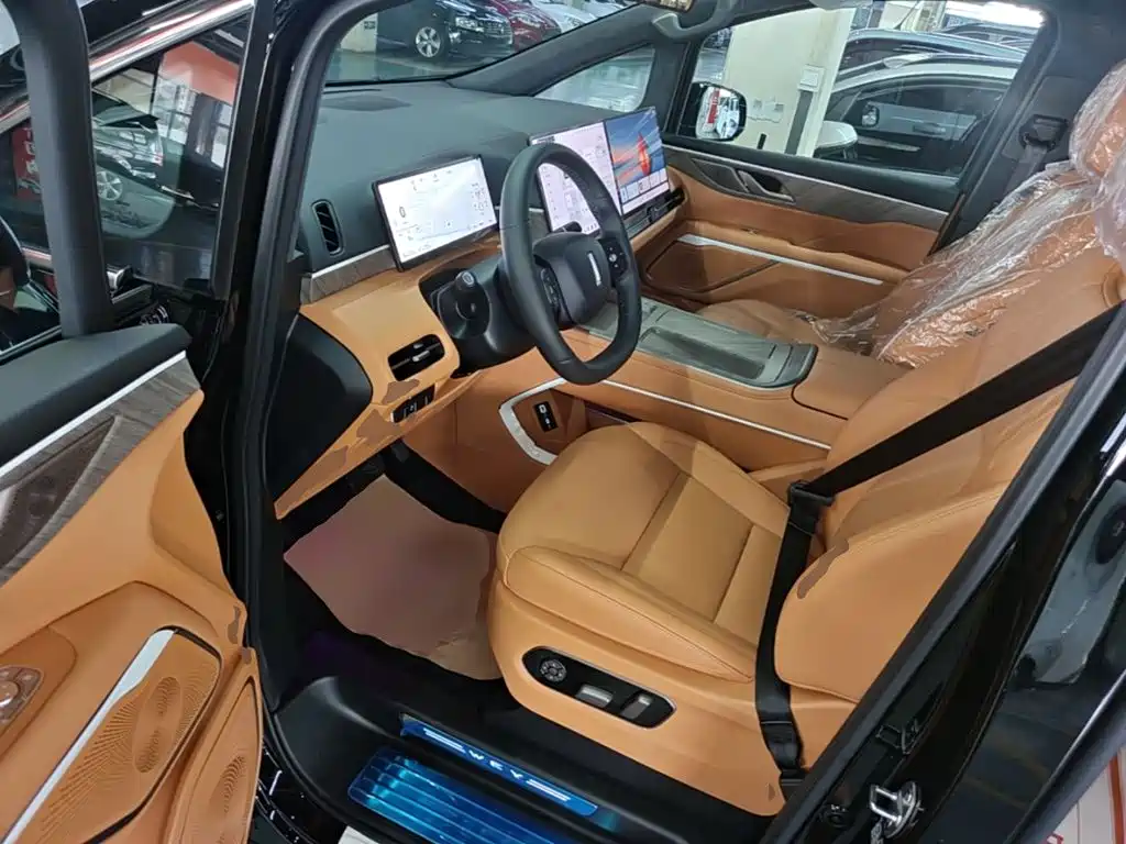WEY Alpine 2026 2025 AWD Alpine 8