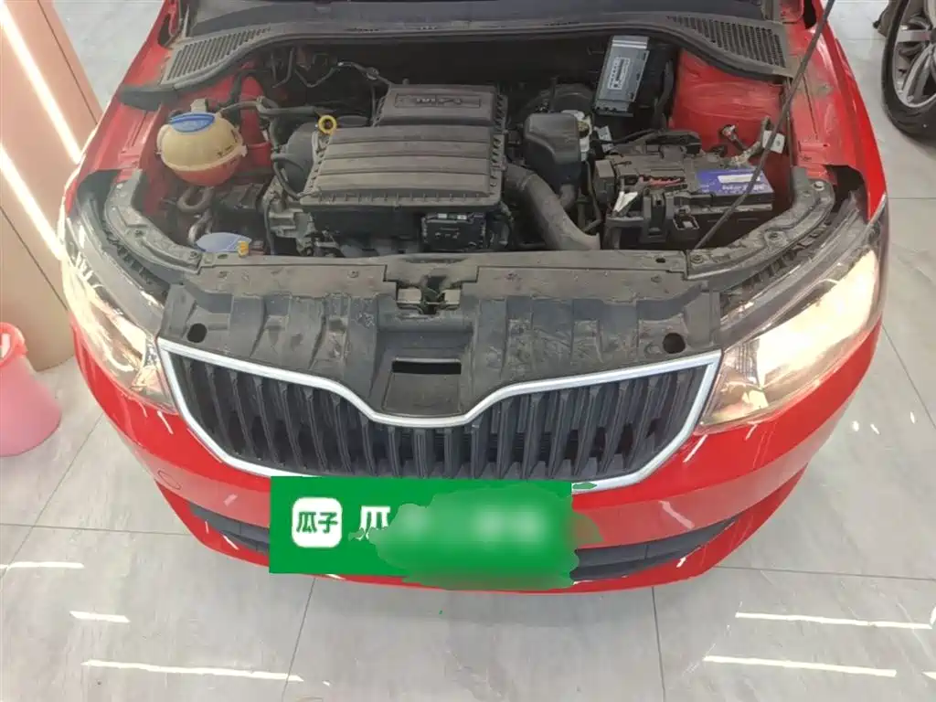 Škoda Fabia 2017 1.4L Auto Car Enjoy Edition фото 20