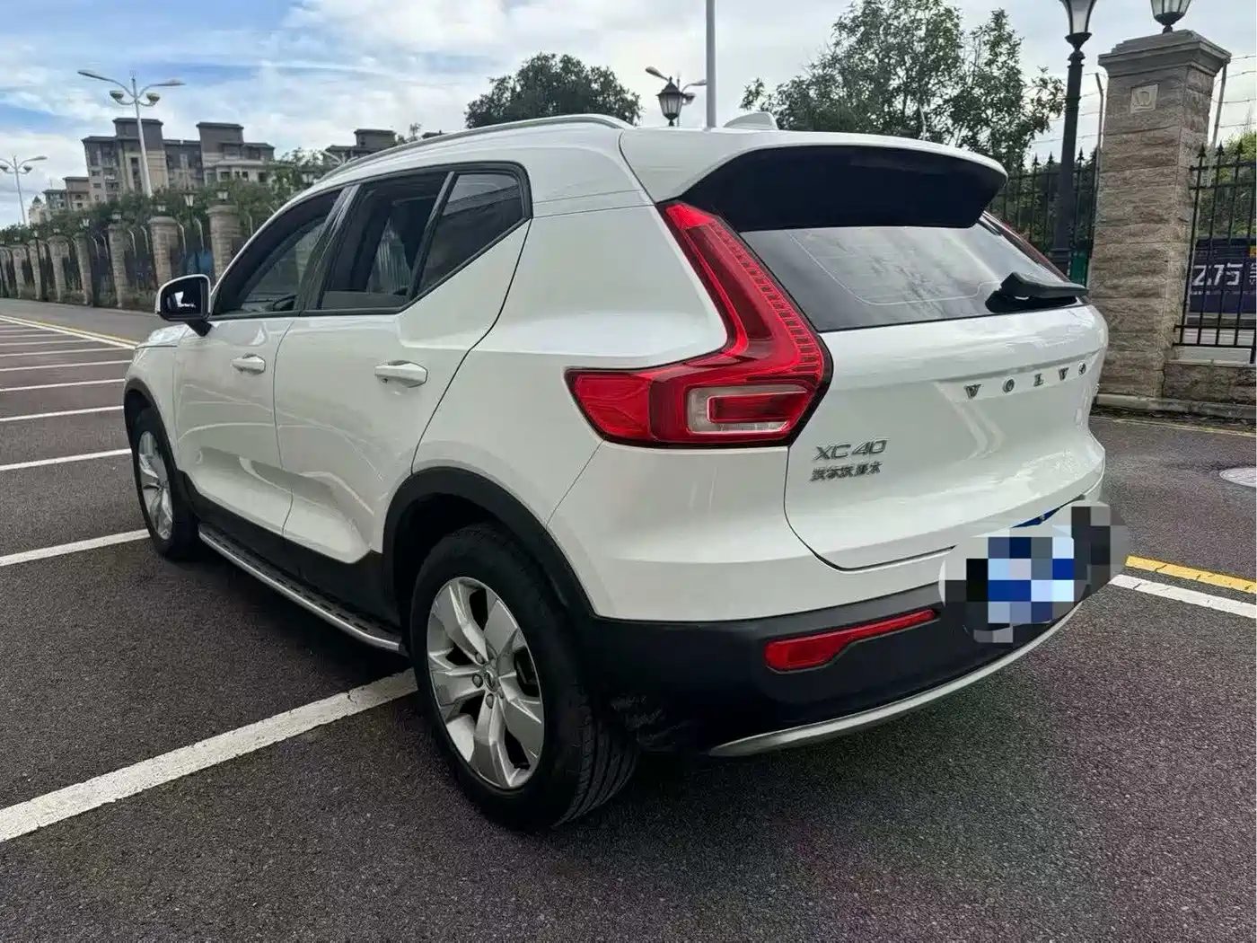Volvo XC40 2022 2022 Model T4 AWD Smart Drive Fashion Edition