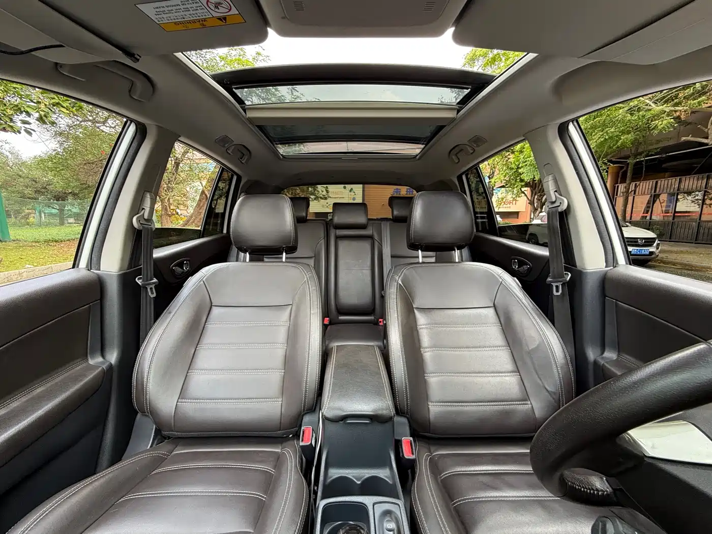 Renault Koleos (Import) 2014 2014 2.5L 4WD Comfort Edition