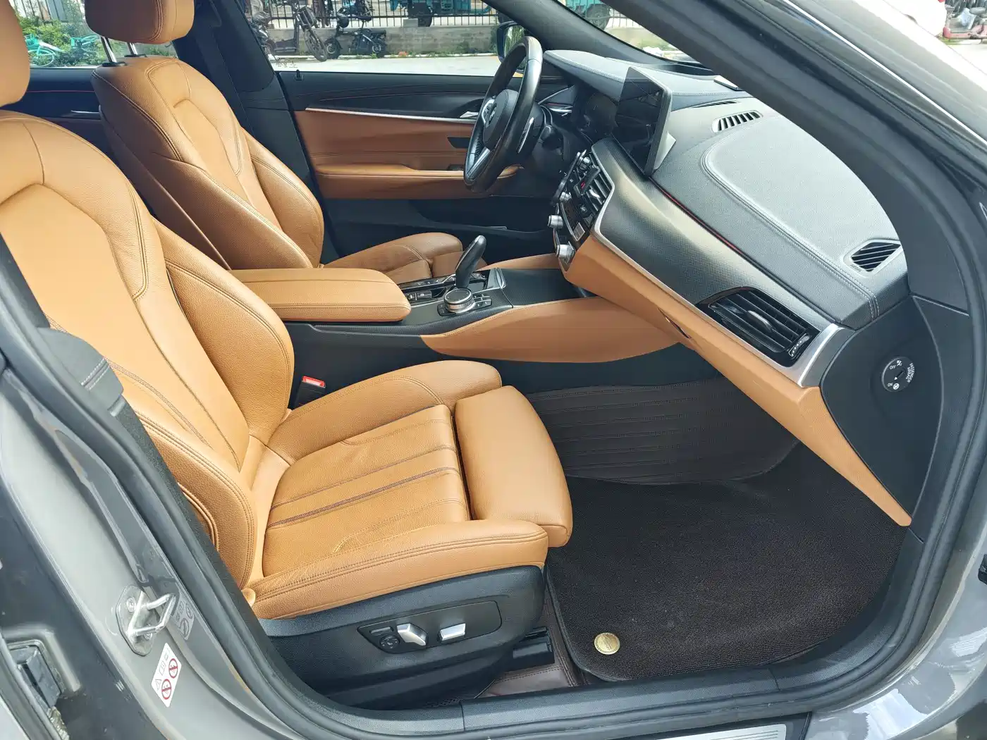 BMW 6 Series GT 2022 Model 630i M Sport Package фото 11