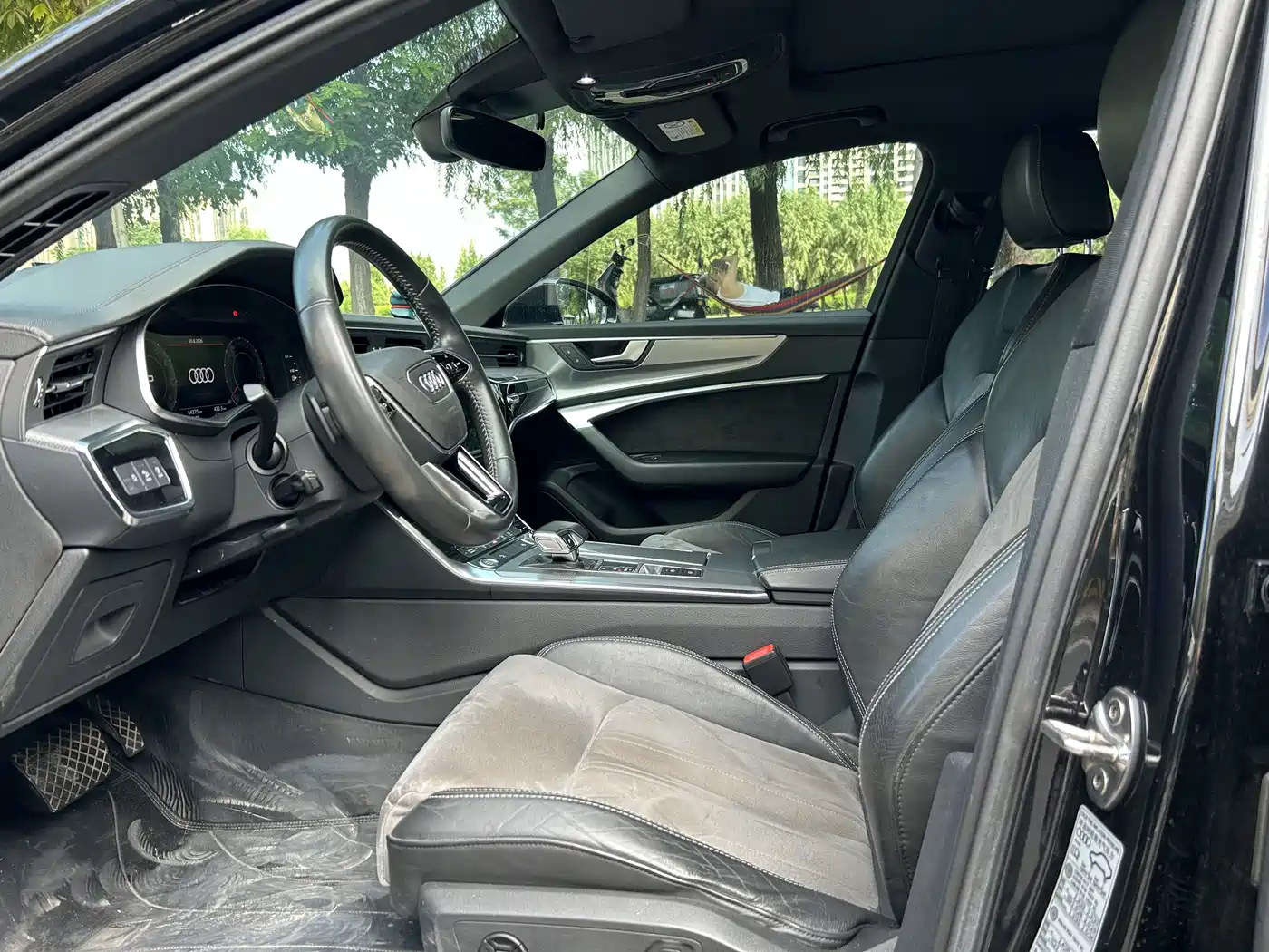 Фото 4 - Audi A6L