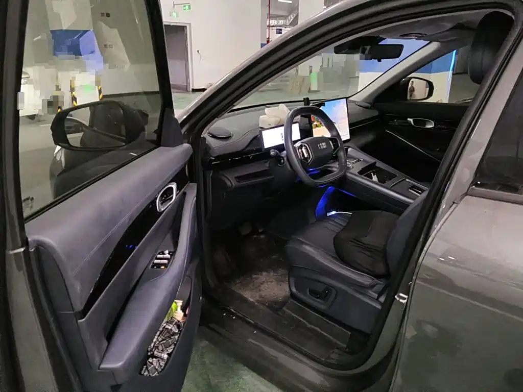 Фото 8 - Geely Galaxy Galaxy E5