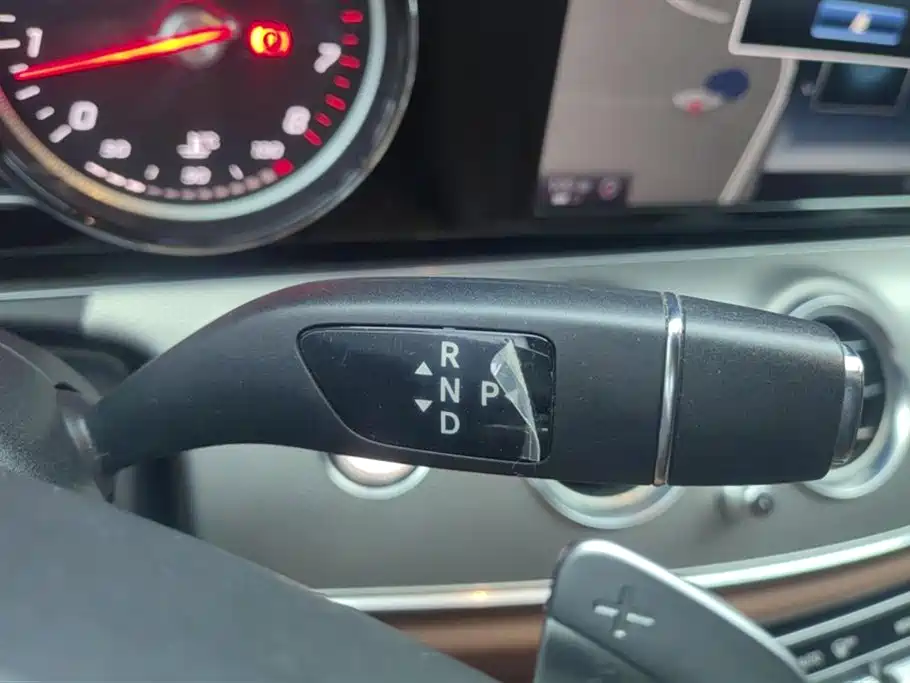Mercedes-Benz E-Class 2017 E 200 Sport фото 16