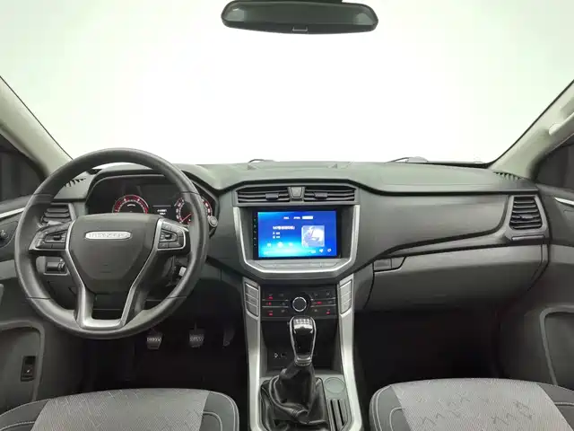 SAIC Maxus Maxus T70 2020 2.0T Diesel Manual 2WD Comfort Long Cab High Ground Clearance — фото 5