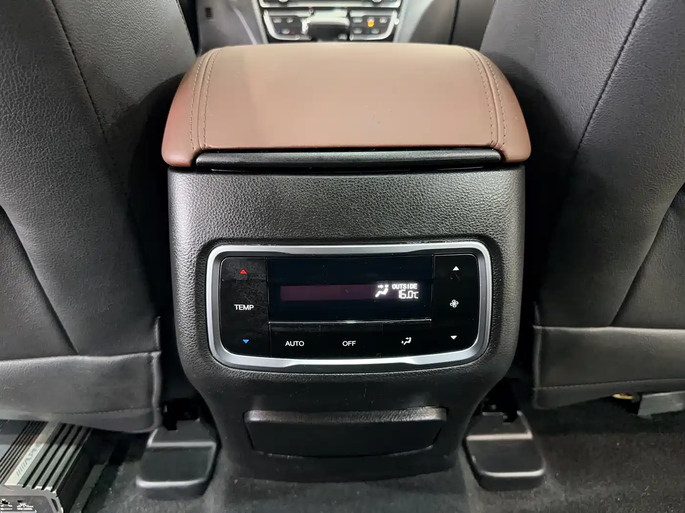 GAC Trumpchi Trumpchi GS8 2017 320T 2WD Luxury Smart Connect (7-seater) фото 12