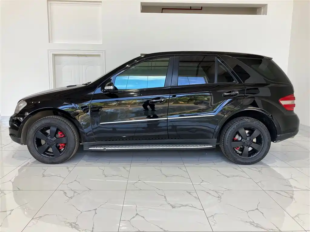 Mercedes-Benz M-Class фото 4