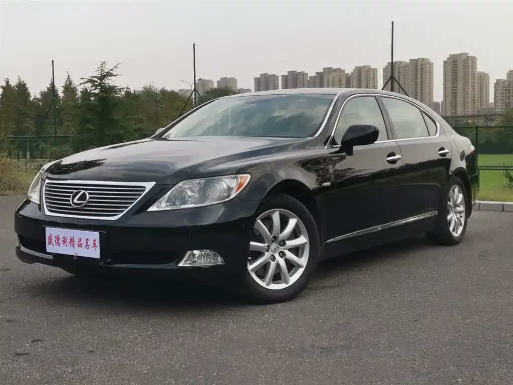Lexus LS 2006 460L Premium Edition фото 2