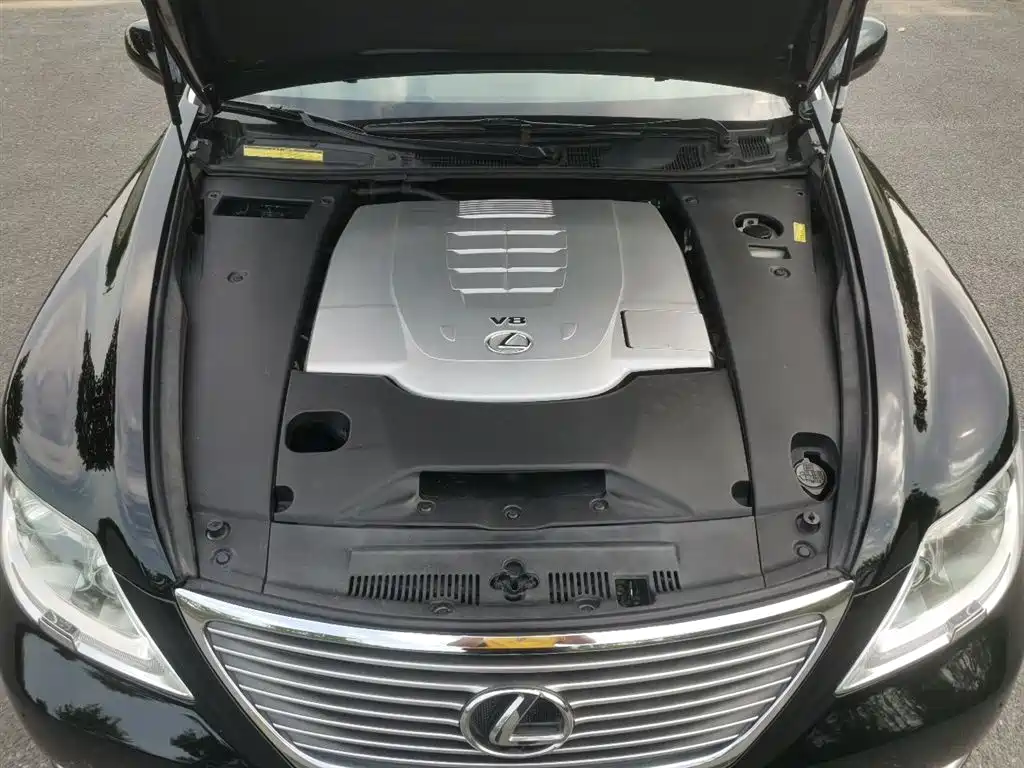 Lexus LS 2006 460L Premium Edition фото 17