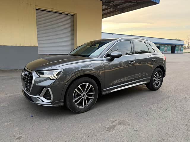 Автомобиль Q3 2022 35 TFSI