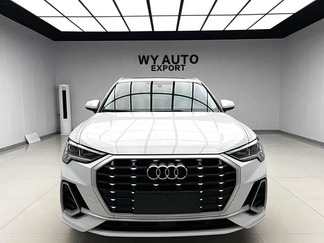 Автомобиль Q3 2022 35 TFSI